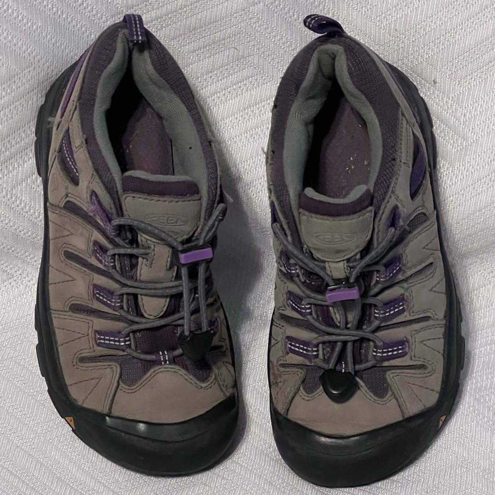 Keen Hiking Shoe Gray/purple, Kids Size 3